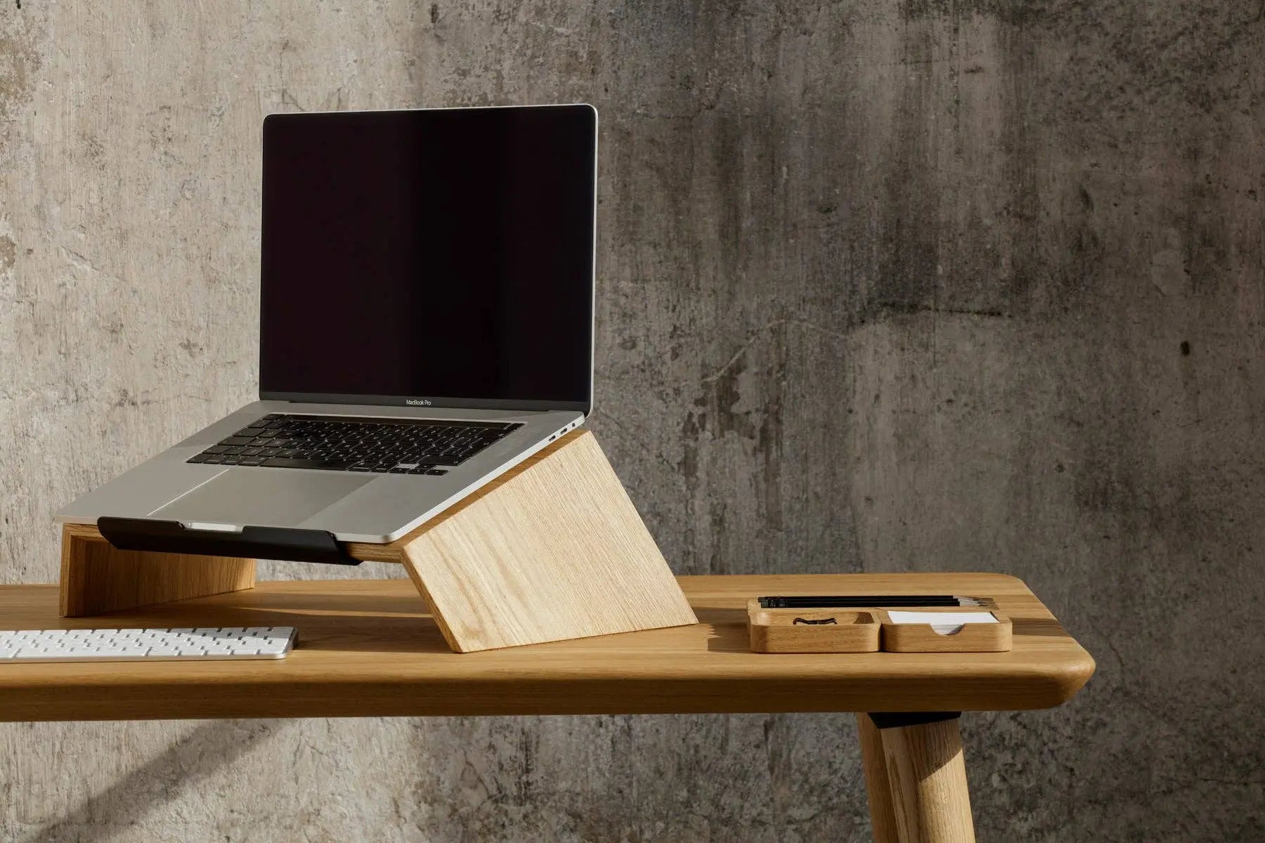 Laptop Stand in Oak 